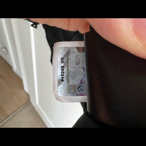 The North Face Steep Series Primaloft Insulated Jacket - Black+Tan, Size Medium - Picture 7 of 7